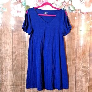 APT.9 COLD SHOULDER DRESS BLUE WITH BLACK STRIPES medium